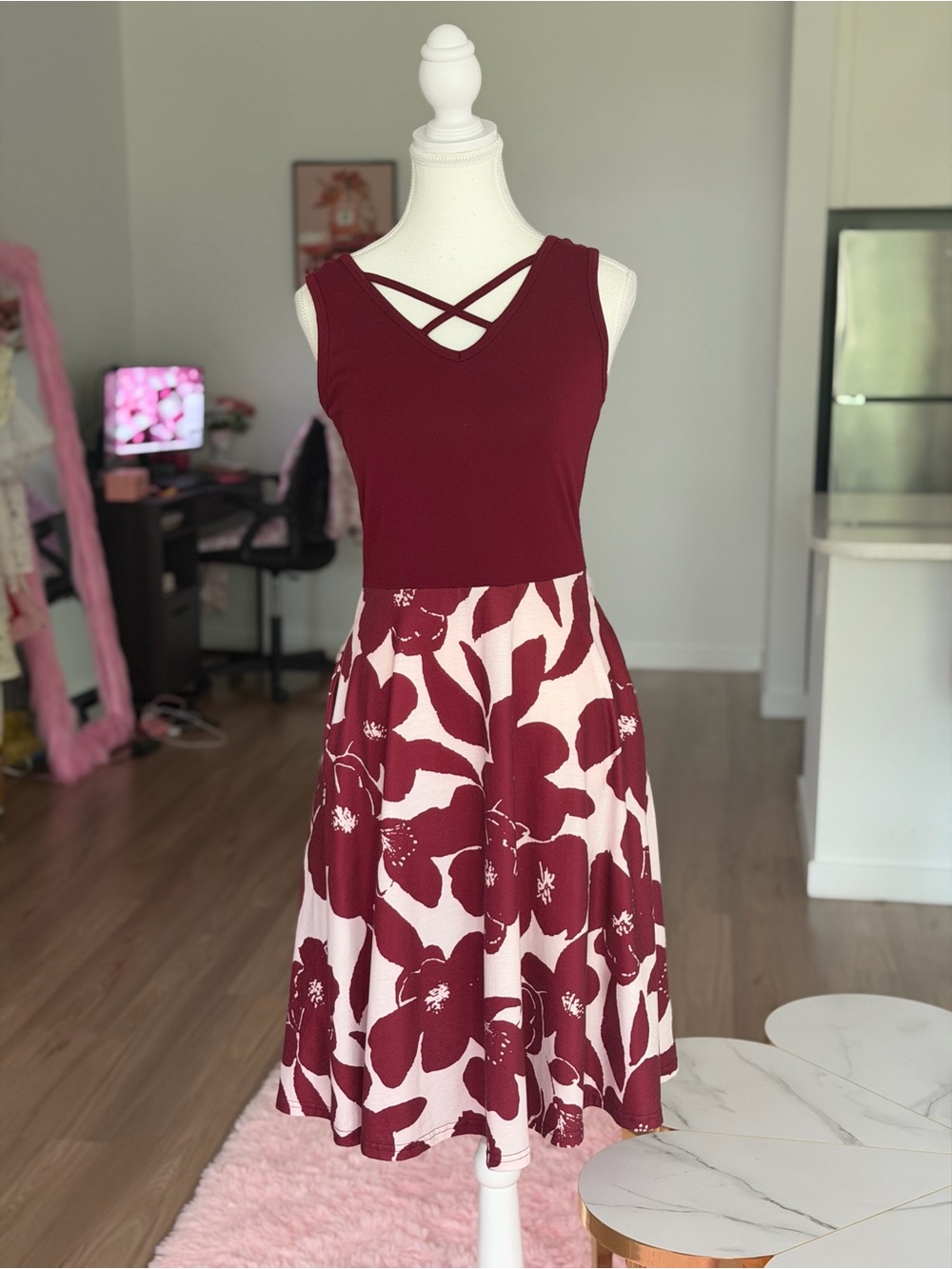 Women’s comfy Burgundy Floral Fit-and-Flare Dress knee-length